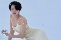 Hot girl sở hữu mái tóc tém vẫn xinh đẹp, quyến rũ bội phần