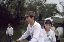 Bộ ảnh 'Việt Nam những năm 1988-1990' đẹp đến nao lòng