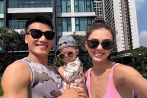 Bùi Tiến Dũng dạy con trai nói tiếng Việt, vợ Tây lặng lẽ cười