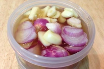 Chuyên gia chỉ cách chữa ho bằng hành tím mật ong tỏi