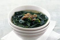 Gợi ý 6 món canh chay cho mâm cỗ cúng ông Táo