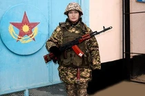 Những nữ quân nhân xinh đẹp nhất Kazakhstan đọ sắc qua ảnh