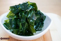 Cách nấu canh rong biển mì udon Hàn Quốc rất dễ