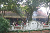 5 ngôi đền, chùa cầu duyên linh thiêng ngày đầu năm