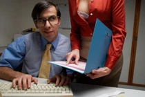 Nguyên nhân đàn ông thèm muốn bầu ngực phụ nữ