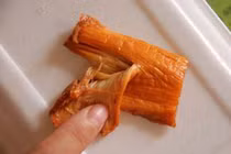 Cảnh giác thịt bò làm bằng cao su?