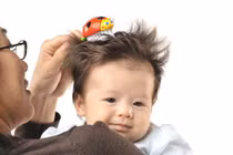 Bí kíp trị tóc mọc chậm cho các bé