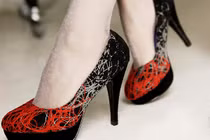 Top xu hướng thời trang hot tàn phá cơ thể bạn