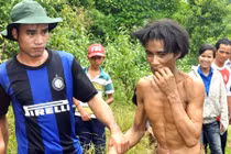 “Người rừng” Hồ Văn Lang "sành điệu" như... cán bộ