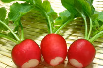 7 bài thuốc hay từ củ cải đỏ bạn cũng bất ngờ