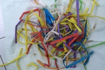 Gắp gần 50 cái ống hút trong dạ dày người đàn ông