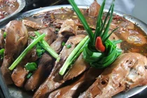 Đặc sản đầu vịt kỳ dị nhất thế giới