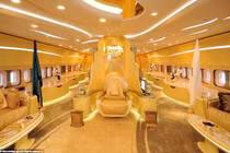 Có gì trong máy bay siêu sang của hoàng thân, tỷ phú?