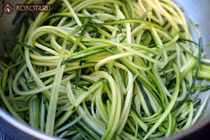 Mẹo thái rau củ đỉnh như siêu đầu bếp cho chị em