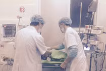 Cứu sống cháu bé sốc phản vệ sau tiêm chủng Quinvaxem