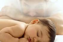 Những thói quen cực xấu khi ngủ có thể hại bé