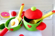 Bộ đồ nấu ăn cực dễ thương cho bé gái