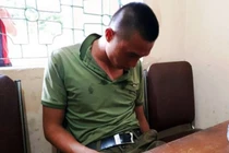 Phê ma túy, nam thanh niên mang nỏ ra đường bắn người