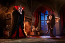 Quái vật và ma cà rồng đứng chật Khách sạn huyền bí 2