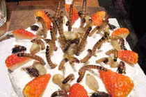 Những món ăn có tên kinh dị khiến bạn dựng tóc gáy