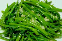 7 món ăn giảm cân từ rau muống 