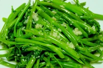 7 món ăn giảm cân từ rau muống 