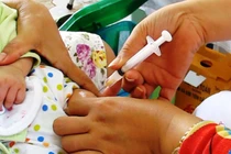 Bé gái 4 tháng tuổi tử vong sau tiêm vacxin ở Lai Châu