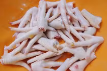 Bật mí mẹo rút xương chân gà cực nhanh trong 3 bước