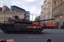 Soi 4 vũ khí khủng dự Lễ duyệt binh ở Nga