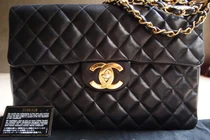 Cách đơn giản phân biệt túi Channel hàng xịn và hàng giả