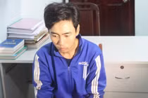 Nghi phạm cưỡng bức, dìm bé gái xuống mương đã qua tuổi 18