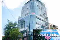 Điểm mặt PK có bác sĩ TQ bị sờ gáy gần đây