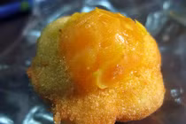 Món bông lan trứng muối phô mai "hút hồn" giới trẻ