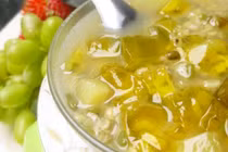 6 món ăn cho bé bị sốt giúp mát người, ngon miệng