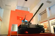 Xe tăng húc cổng dinh Độc Lập thành bảo vật quốc gia