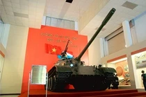 Xe tăng húc cổng dinh Độc Lập thành bảo vật quốc gia