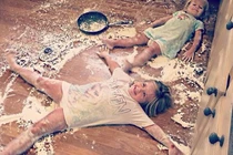 Bộ ảnh trò hề của trẻ khiến bạn điên đầu