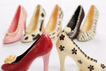 Giày socola Valentine - quà siêu độc đáo cho ngày tình nhân
