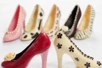 Giày socola Valentine - quà siêu độc đáo cho ngày tình nhân