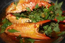 Bánh canh chả ghẹ, món phải ăn khi đi Phú Quốc 