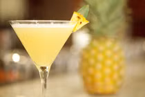 Công dụng thải độc, giảm cân bất ngờ của nước ép dứa