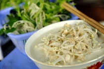 Cách làm bánh đúc nộm “sốt xình xịch” hè 2014