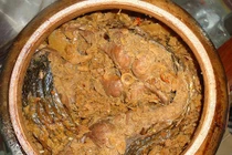 Thưởng thức cá kho tự nhiên đặc sản làng Vũ Đại