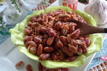 Món lạc rang xóc tỏi thơm ngon đậm vị ngày đầu thu