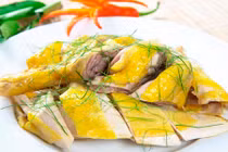 Sai lầm nguy hiểm khi ăn thịt gà nhiều người mắc phải