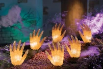 Dựng tóc gáy xem mẫu đèn kinh dị trang trí Halloween