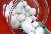 Bé có thể thiểu năng trí tuệ do nuốt băng phiến