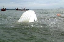 Vụ chìm ca nô Cần Giờ: Đổ lỗi cho tài công tử nạn?