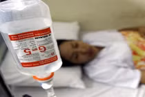 Xót xa những bệnh nhân tử vong sau khi truyền nước ở VN