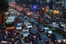 Hà Nội nghiên cứu đề án thu phí ôtô vào nội đô